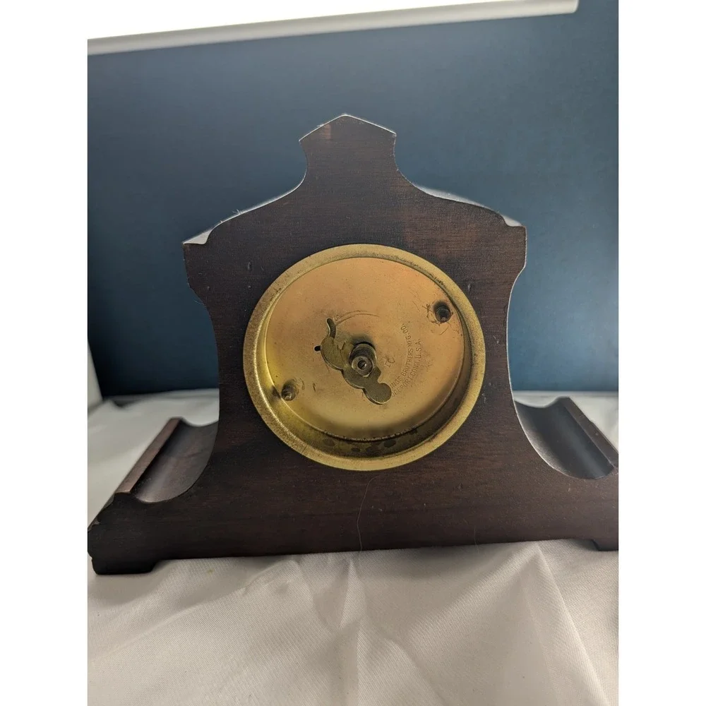 Jennings Brothers Wood Mantel Clock | Bridgeport CONN 8-Day Clock Vintage